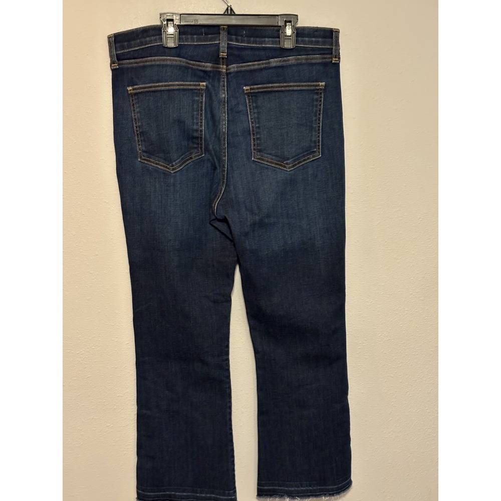 Veronica Beard Vintage Style Jeans Women's Sz 32 Carolyn 10" Boot Side Snaps - Picture 9 of 9
